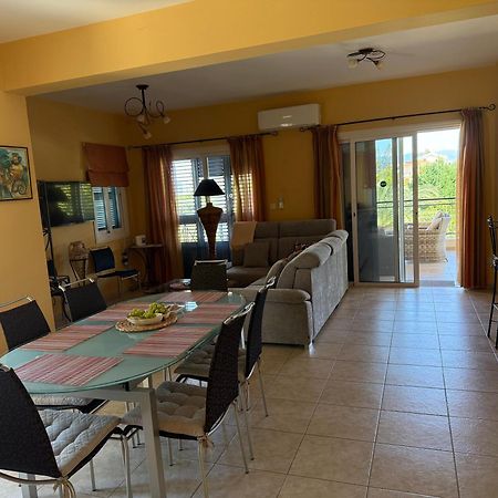 Sandy Beach Villa Polis Exterior photo